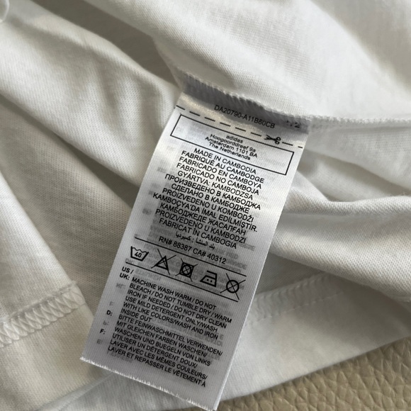 NWT - Adidas Real Madrid DNA Men’s T Shirt - Size XL - Picture 8 of 9